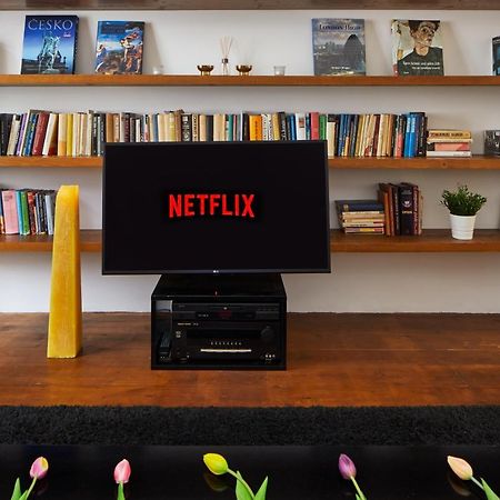 Prague Days - 1Bdr Apt W Netflix - Zizkov Tower מראה חיצוני תמונה