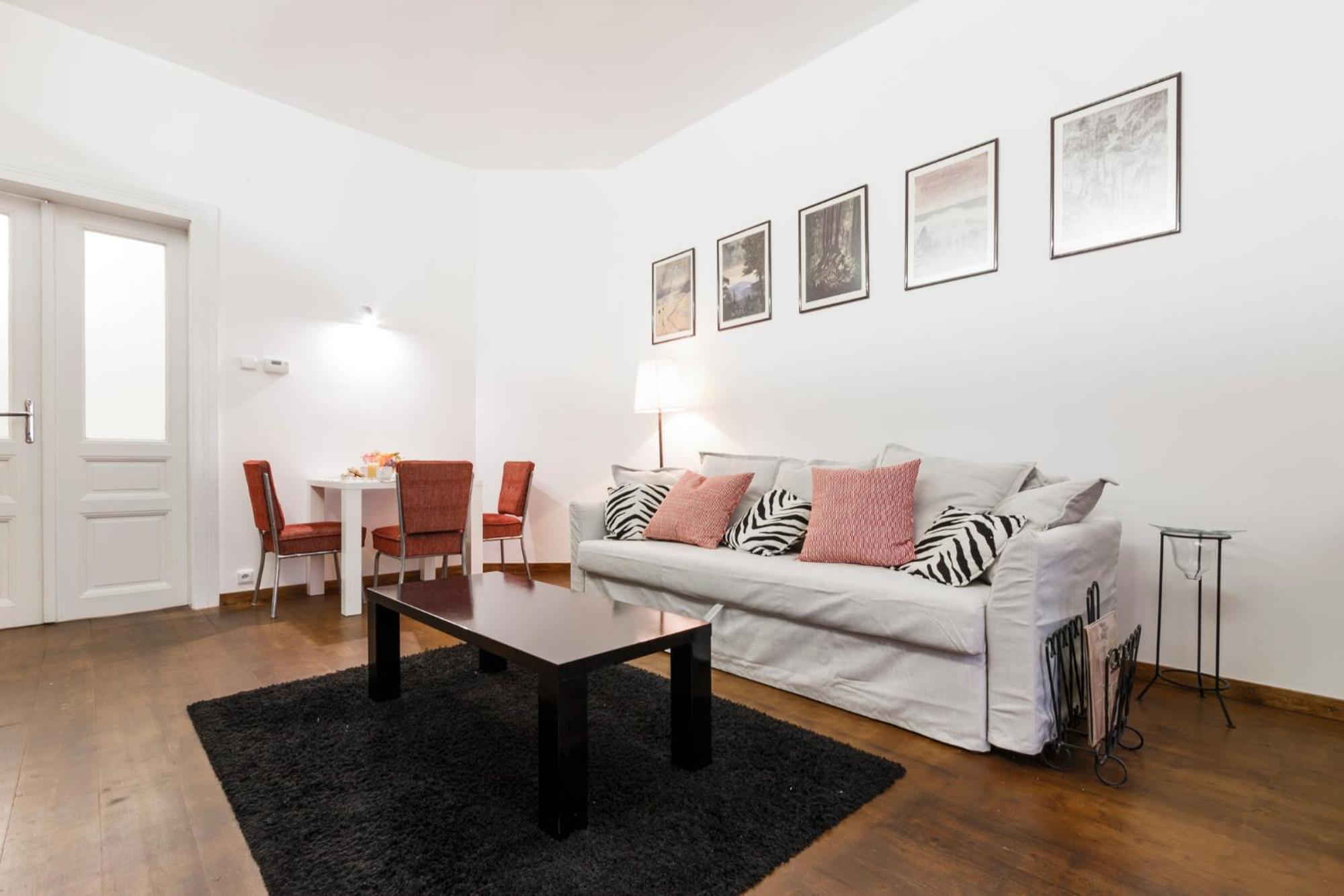 Prague Days - 1Bdr Apt W Netflix - Zizkov Tower מראה חיצוני תמונה